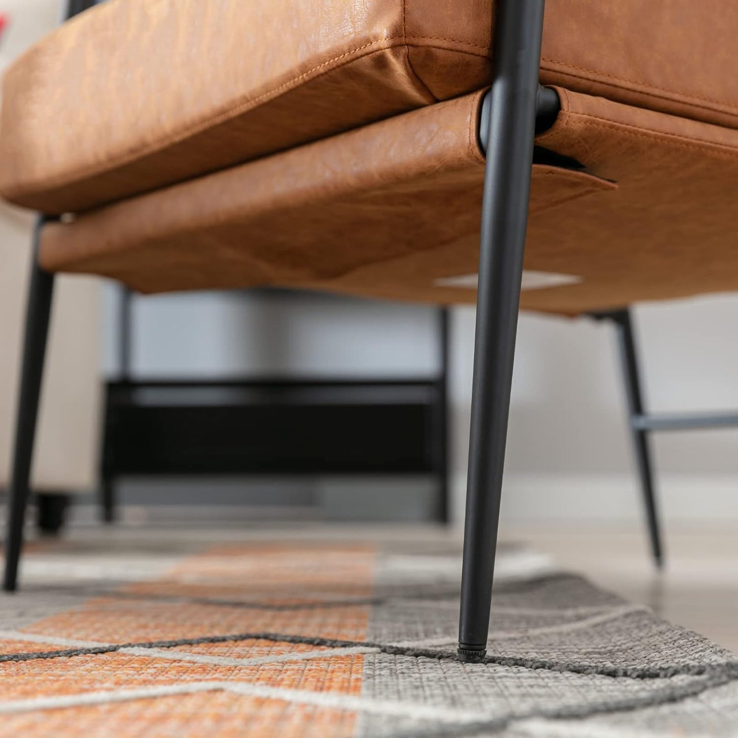 Mid-Century Accent Chair, Soft Armchair PU Leather Lounge Chair with Black Metal Legs, Upholstered Leisure Chair for Living Room Bedroom Reception Room, 1PC, Brown