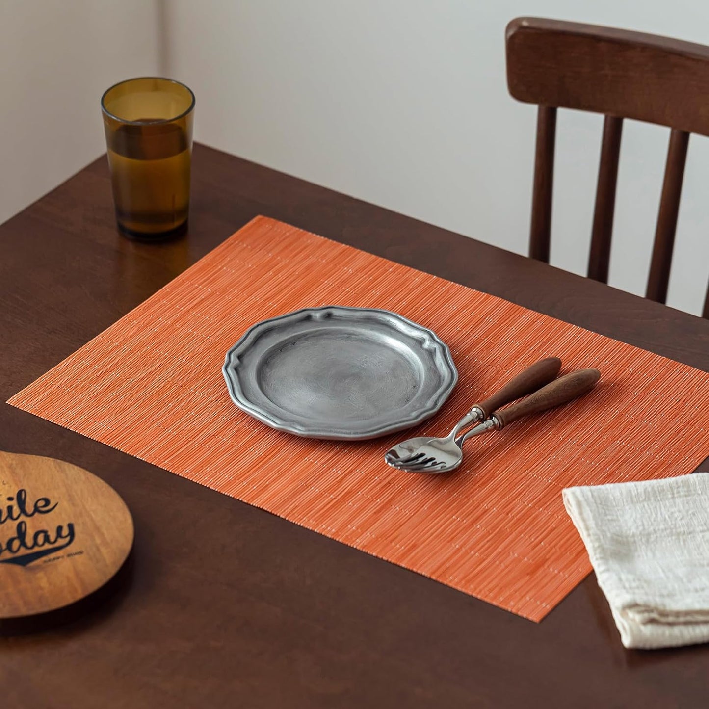 LEXMORE Placemats Set of 4 Vinyl/Plastic Woven Place Mats for Kitchen Table Indoor/Outdoor Washable Placemat Wipeable Dining Table Mats(Orange)