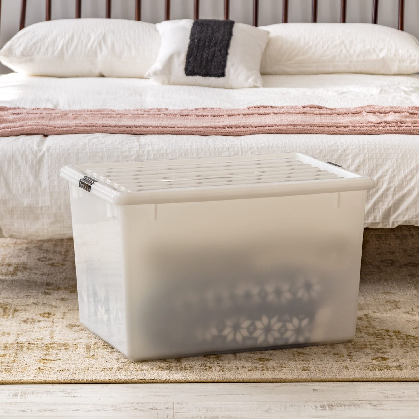 IRIS USA 3-Pack 144 Qt Stackable Storage Bins with Lids, Pearl