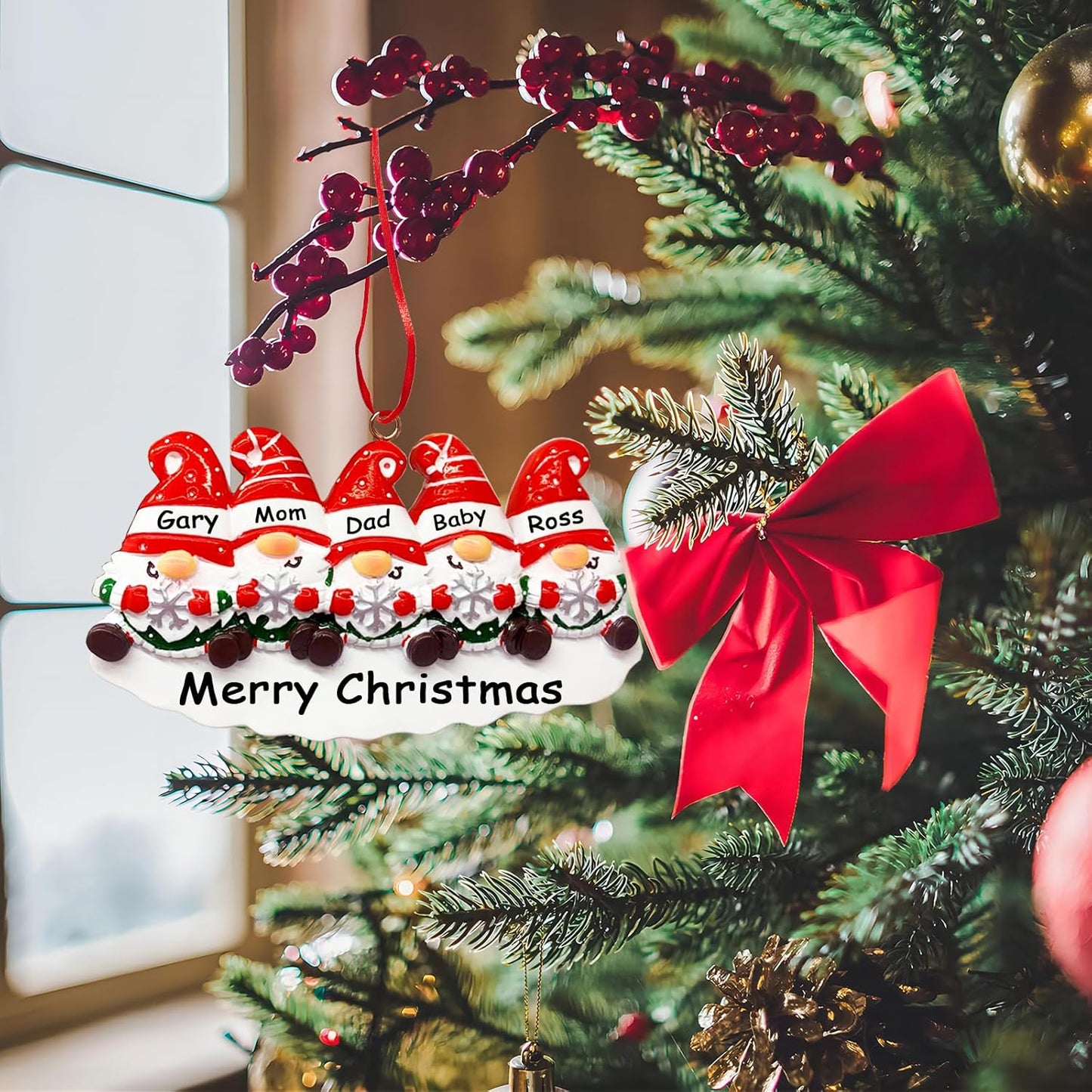 Personalized Christmas Ornaments 2025,Family of 2,3,4,5,6 Gnome Custom Christmas Ornament,Customized Name Ornament,Xmas Ornaments,Customized Xmas Tree Decorations Gifts,Gnome