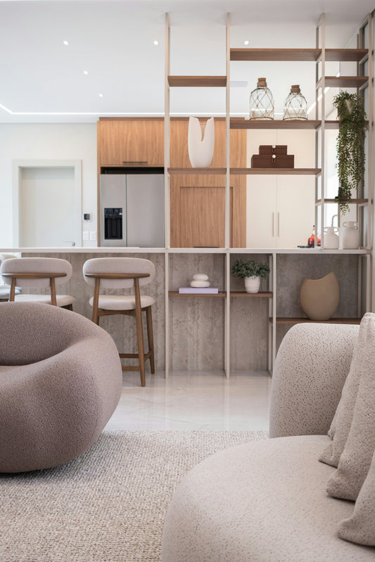 Minimalist vs Maximalist Furniture Which Fits You