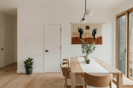 Small Apartment Decorating Ideas That Maximize Space