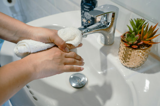 How to Keep Your Bathroom Smelling Fresh Every Day