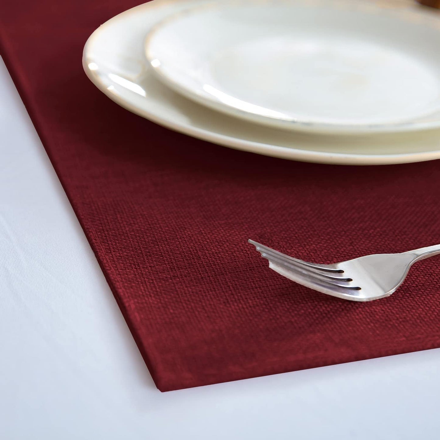 Cloth Placemats Set of 8, Linen Type Fabric Placemats Machine Washable Heat Resistant Placemats Wrinkle Free Thick Polyester Kitchen Place Mats for Dining Table (Burgundy)