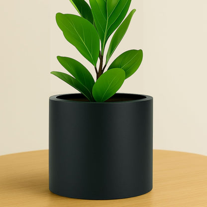 Fox & Fern 8 Inch Black Plant Pot with Drainage Plug — Premium Lightweight Fiberstone Matte Black Planter; 8 Inch Pots for Plants; for Indoor & Outdoor Use; Weather Resistant & UV Resistant