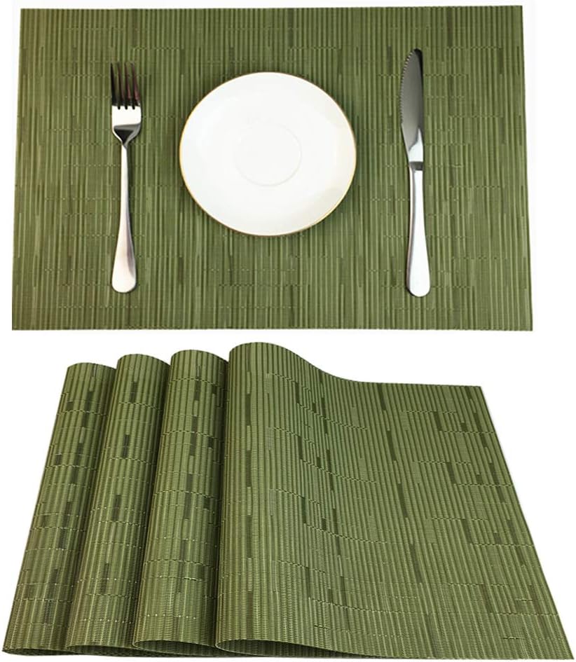 WAZAIGUR Placemats Set of 4 for Dining Table Heat-Resistant Washable Place Mats Woven Vinyl Kitchen Table Mats Easy to Clean,Green