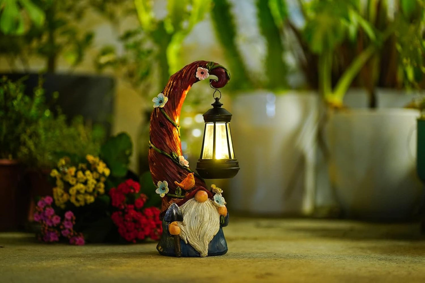 Gnome Garden Decor Statue Solar Gnomes Decorations for Yard with Lantern Light Outdoor Decorations for Patio Mom Gift
