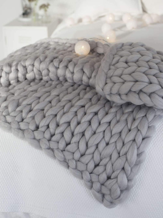 Chunky Knit Blanket Soft Handmade Knitting Throw for Bedroom Sofa Decor Super(Light Gray 60"x60")