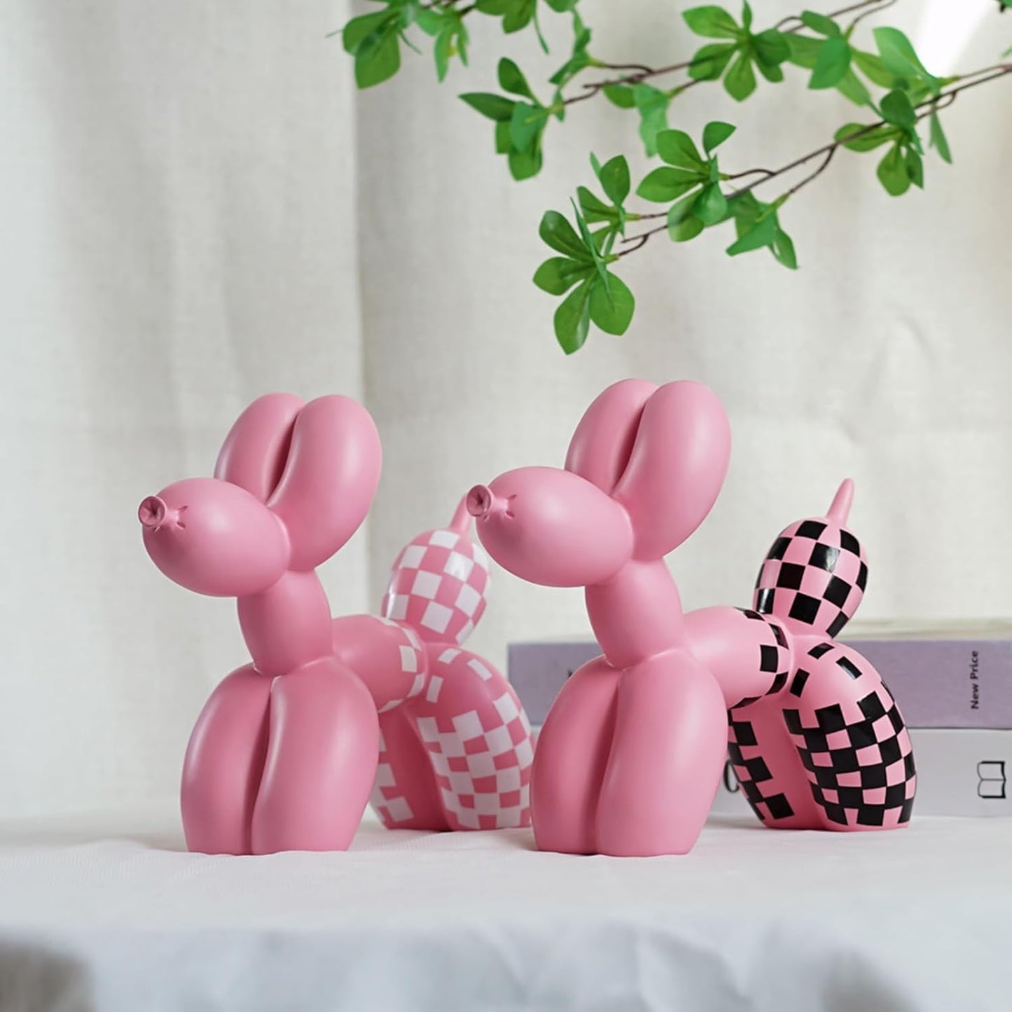 Vilead Resin Balloon Dog Statue with Checkered Pattern,Modern Home Decoration Trendy Animal Art Ornaments,Collection Figurine Bedroom Living Room Office Desktop Sculpture