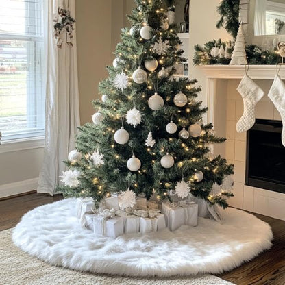 AOGU 60 Inch Faux Fur Christmas Tree Skirt White Plush Skirt for Merry Christmas Party Christmas Tree Decoration