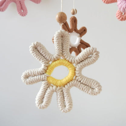 Woven Daisy Mobile for Crib, Baby Crib Mobile for Girls, Boho Daisy Crib Mobile, Daisy Nursery Decor for Baby