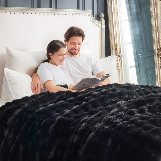 Cozy Bliss Faux Fur Throw Blanket for Couch, Fuzzy Soft Plush Thick Bubble Blanket for Sofa Bedroom Living Room, 60 * 80 Inches Black
