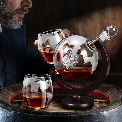 Whiskey Decanter Sets for Men, Whiskey Decanter Globe Set with 2 Etched Globe Whisky Glasses for Liquor, Bourbon, Cocktails, Vodka, Scotch liquor decanter Sets - 850ml