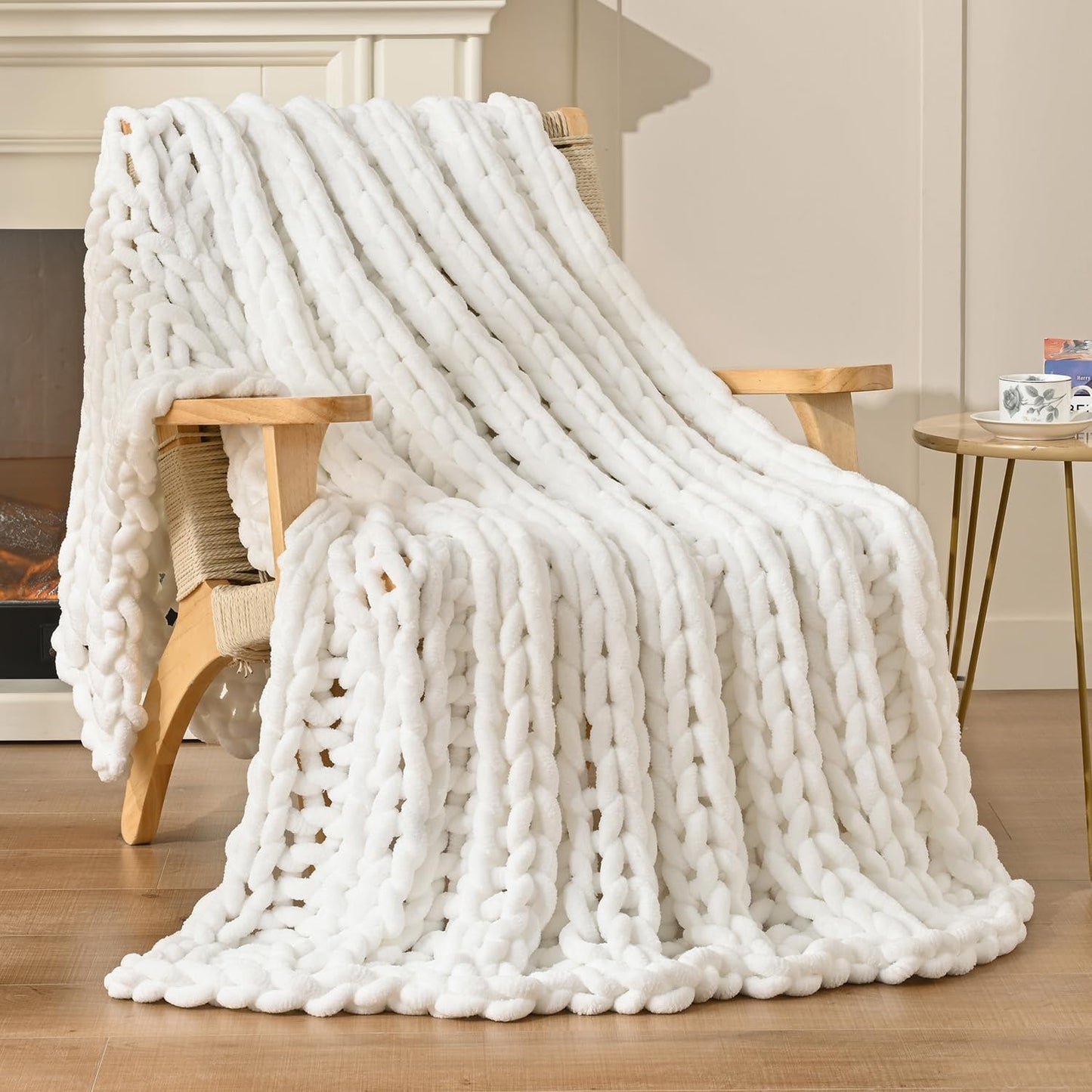 Esterra Chunky Knit Blanket Throw, 100% Handmade Chenille Throw Blanket 40"x50", Soft Thick Yarn Cable Knit Crochet Throw Blanket Rope Knot Throw for Couch Bed Sofa, Bright White