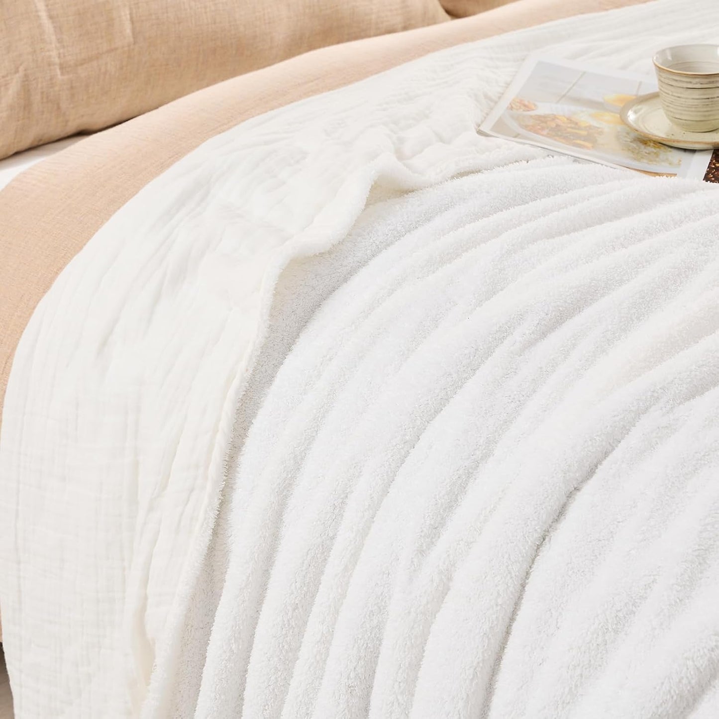 EMME Muslin and Fleece Queen Blanket Reversible - 80"*90" Cream Soft Warm Throw Blankets for Couch Bed Picnic Travel Bed