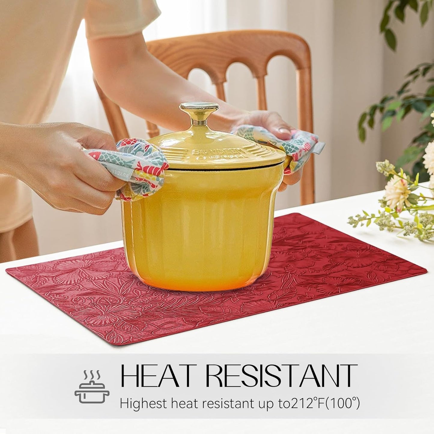 Romanstile Vinyl Placemats Set of 4-12 X 18 Inch - Heat Resistant Non-Slip Embossed Floral Place Mats 100% Waterproof Oilproof Wipeable Faux Leather Table Mats for Kitchen/Dining/Party, Red