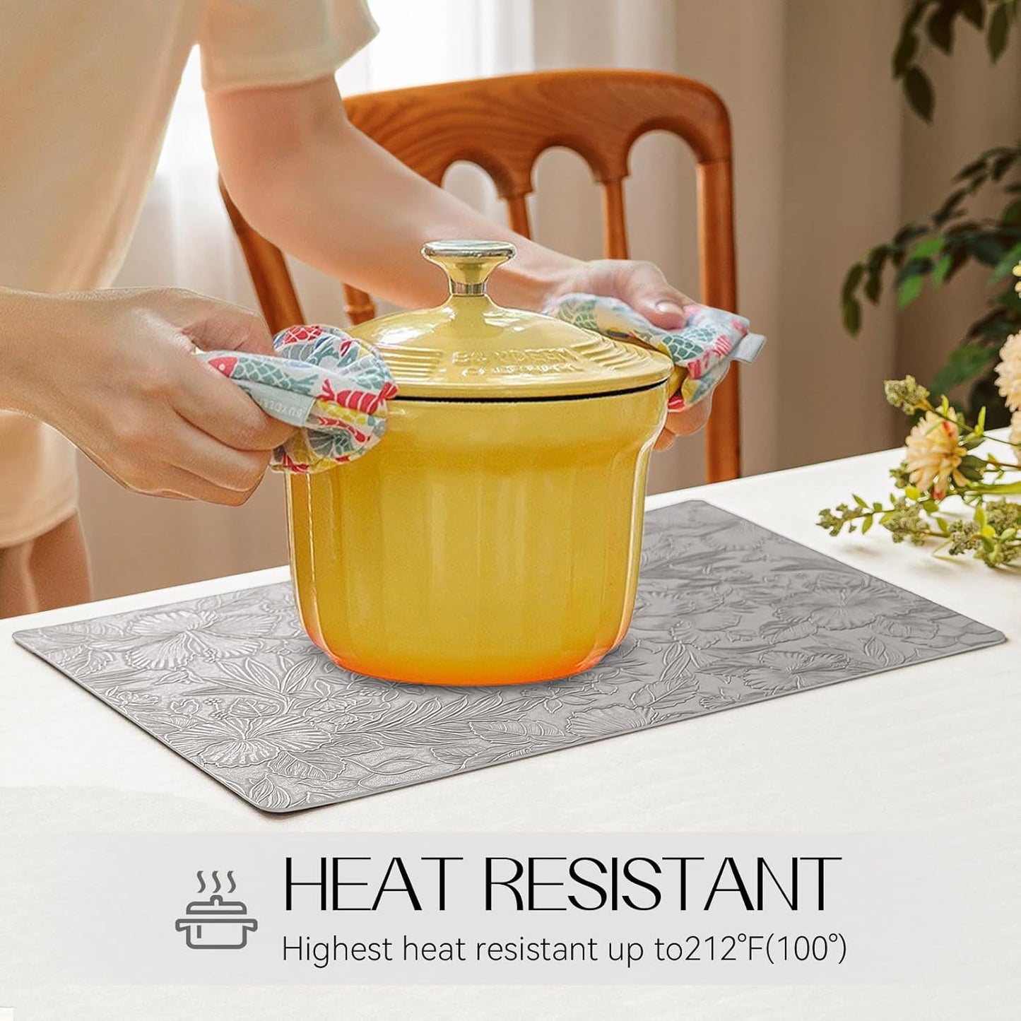 Romanstile Vinyl Placemats Set of 8-12 X 18 Inch - Heat Resistant Non-Slip Embossed Floral Place Mats 100% Waterproof Oilproof Wipeable Faux Leather Table Mats for Kitchen/Dining/Party, LightGrey