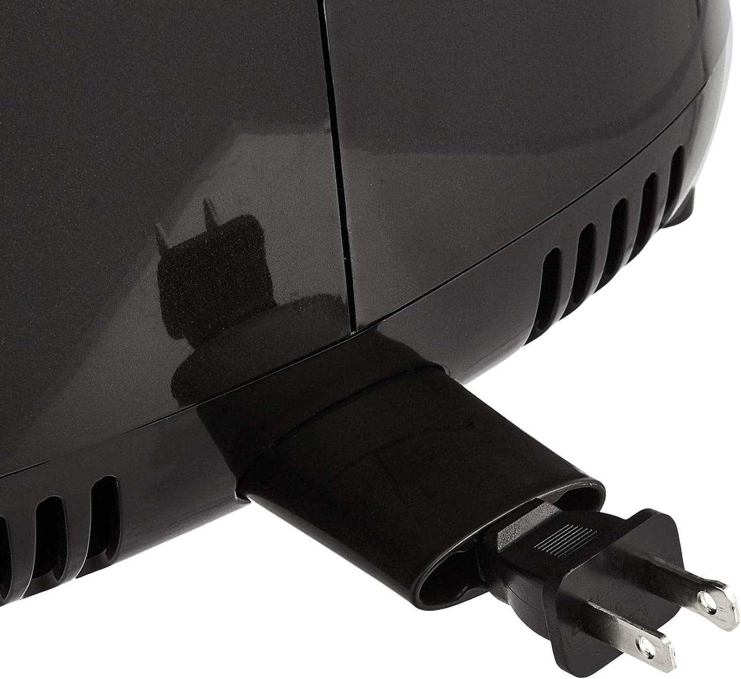 Amazon Basics 3.2 Quart 6-In-1 Air Fryer (Fry, Crisp, Roast, Bake, Reheat, Dehydrate), Non-Stick, with Timer, Auto Shut-Off, Digital Touch Screen, 180-400°F, 1400W, Black/Silver