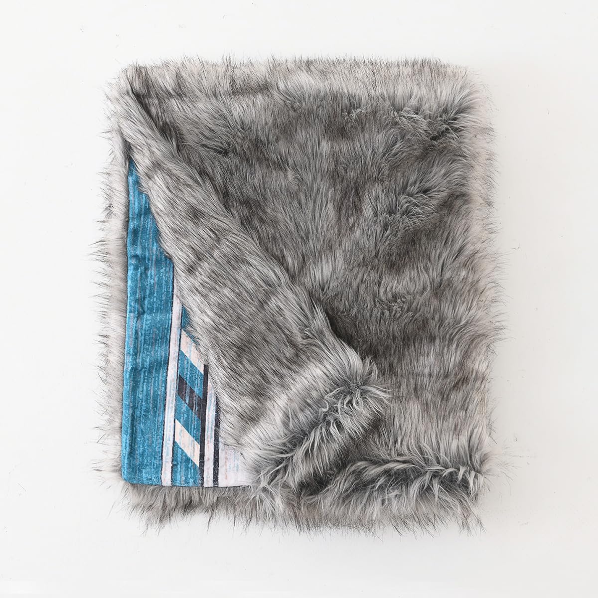 Luxury Plush Faux Fur Throw Blanket with Aztec Pattern, Super Warm, Fuzzy, Elegant, Fluffy Decoration Blanket for Couch, Armchair, Sofa and Bed, 50''x 60'', Teal