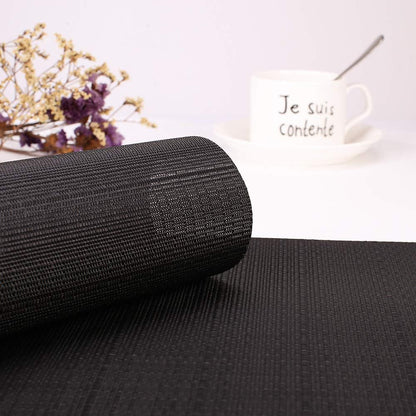 Myir JUN Placemats Set of 4, Vinyl Woven Placemats Place Mats Indoor Set of 4 Washable Table Mats Non-Slip Place mats for Dining Table (Black, Set of 4)