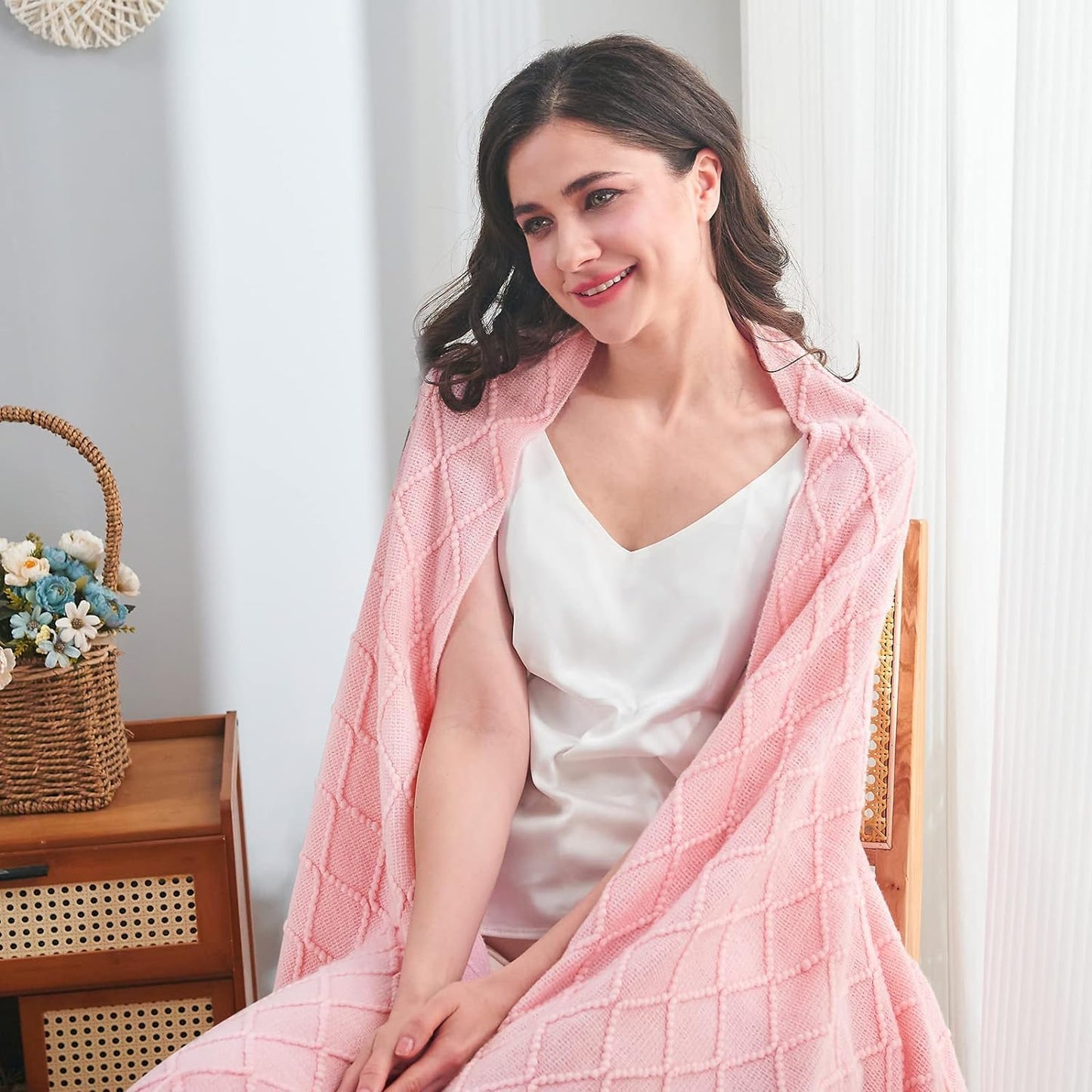 inhand Knitted Gift Throw Blankets for Couch and Bed,Valentines Day Decor Blanket for Her Him Girlfriend Wife, Pink Romatic Lightweight Decorative with Tassel, Farmhouse Warm Woven for Women, 60"x80"