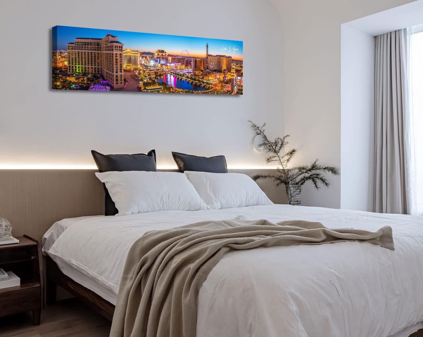 Las Vegas Skyline Wall Art Cityscape Canvas Prints City Modern Building Posters Bellagio Fountain Skyscraper Night View Panoramic Pictures for Home Office Living Room Decor Framed 13.8"x45.3"