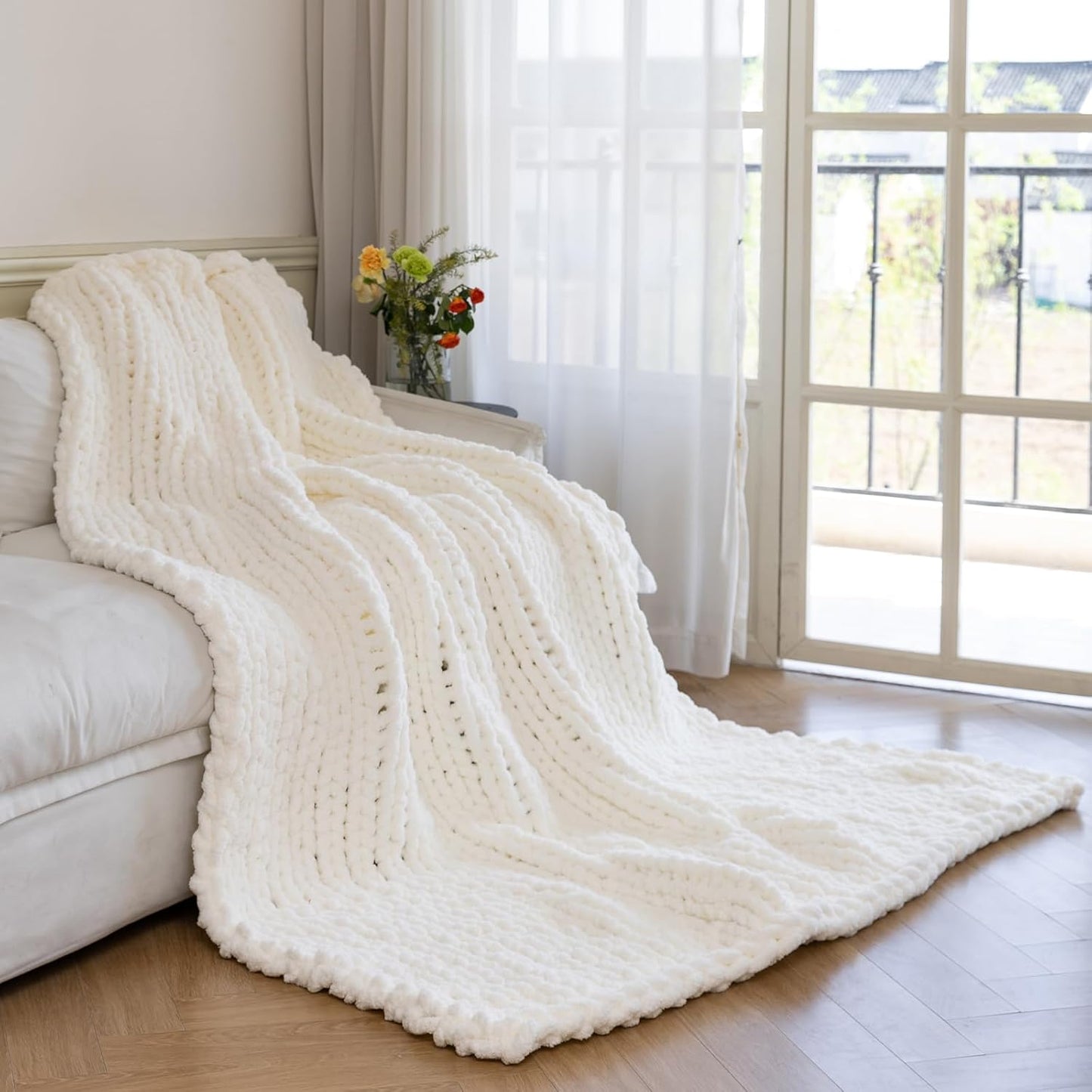 Chunky Knit Blanket - Luxury Soft Cozy Extra Large Size (80 * 90) Throw Blanket,100% Woven Blanket Rope Knot Throw Blanket for Couch, Sofa, Home Decor, Gift - Machine Washable（Milk White ）
