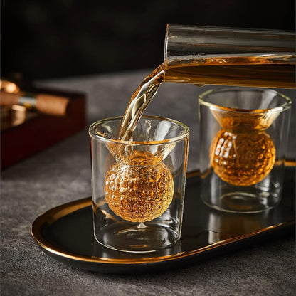 Golf Whiskey Decanter Set with 4 Golf Ball Shot Glasses, Unique Golf Gifts for Men Women, 750ml Golf Themed Liquor Dispenser, Golf Club Drink Dispenser for Bourbon, Scotch, Vodka, Tequila