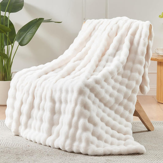 NEWCOSPLAY Faux Fur Throw Blanket Ivory Bubble Blanket Thick Warm Soft for Couch Sofa Bed 550GSM (Ivory, Throw(50"x60"))