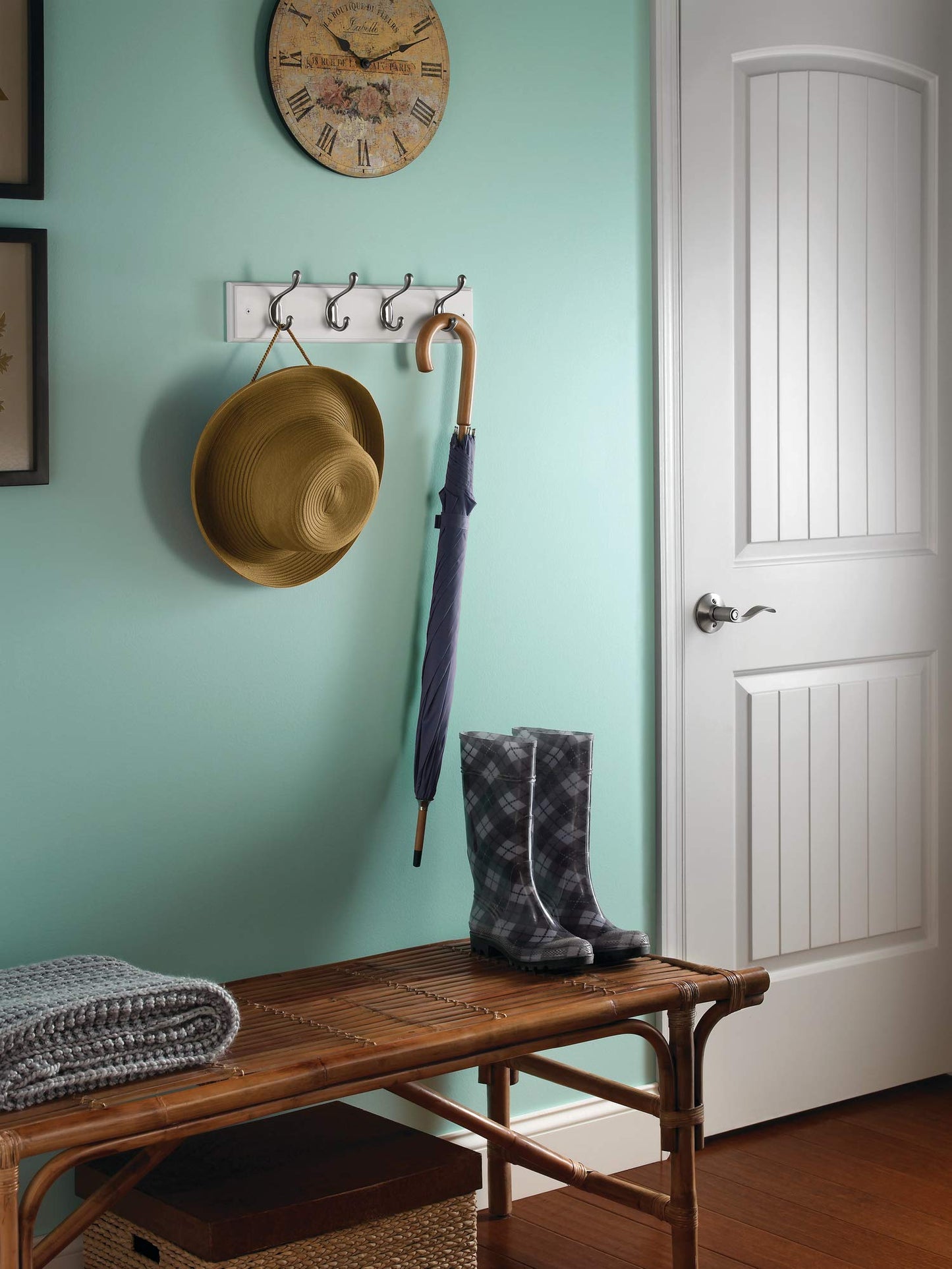 Liberty 129849 18-Inch Coat and Hat Hook Rail/Rack with 4 Heavy Duty Hooks, White and Satin Nickel