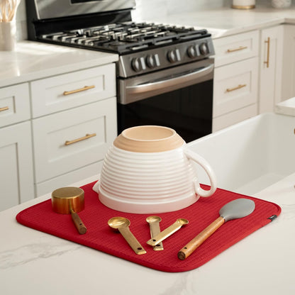 S&T INC. Dish Drying Mat, 16” x 18”, Absorbent Microfiber Kitchen Counter Mat, Dish Drying Pad for Dishes, Utensils, Pots and Pans, Large, Red