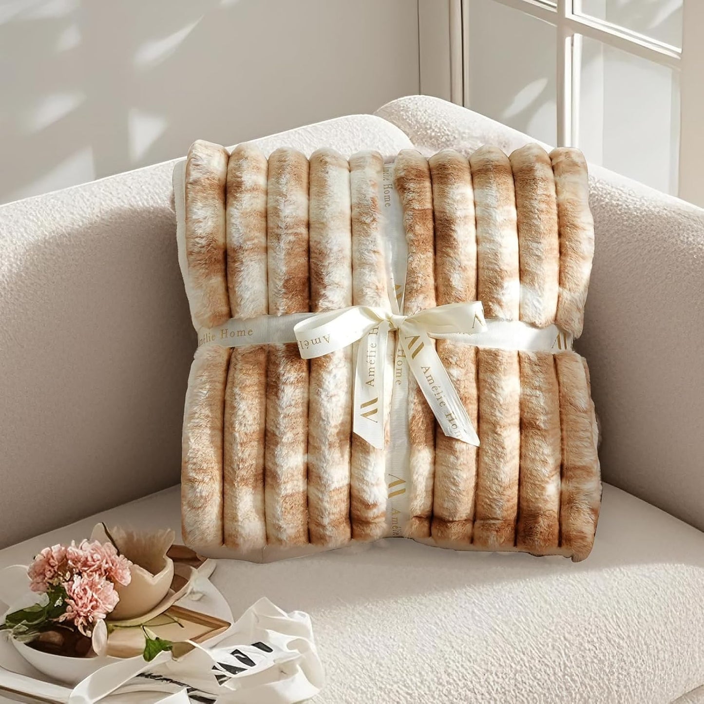 Amélie Home Faux Fur Throw Blanket for Couch, Cozy Fuzzy Fluffy Fur Luxurious Soft Striped Plush Gift Blankets for Family Sofa Chair Bed Living Room Bedroom, 55"x70", Tie-dye Khaki