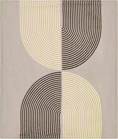 Lahome Brown Fleece Throw Blanket for Couch Double-Color Rainbow Fluffy Warm Cozy Bed Blanket Soft Fuzzy Modern Throw Blankets for Sofa Home Decor, Brown 50''x60''