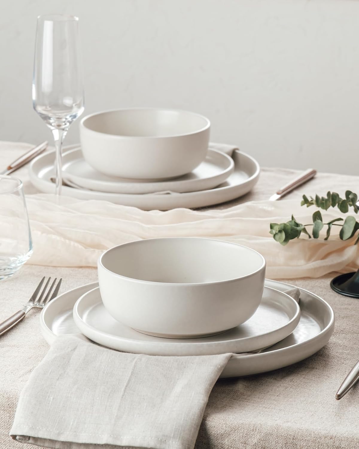 Famiware Milkyway Plates and Bowls Sets, 24 Pieces Dinnerware Sets, Reactive Glaze Dish Set, Stoneware Dishes Set for 8, Matte White