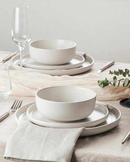 Famiware Milkyway Plates and Bowls Sets, 18 Pieces Dinnerware Sets, Reactive Glaze Dish Set, Stoneware Dishes Set for 6, Matte White