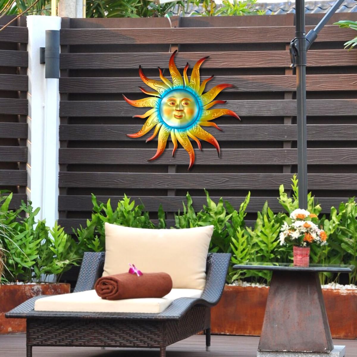 Large Metal Sun Wall Art Decor - 23.6 inches Outdoor Wall Decor,Sun Face Sculpture for Garden Farmhouse Yard Patio Fence Living Room Bedroom Gift Idea for Family Friends