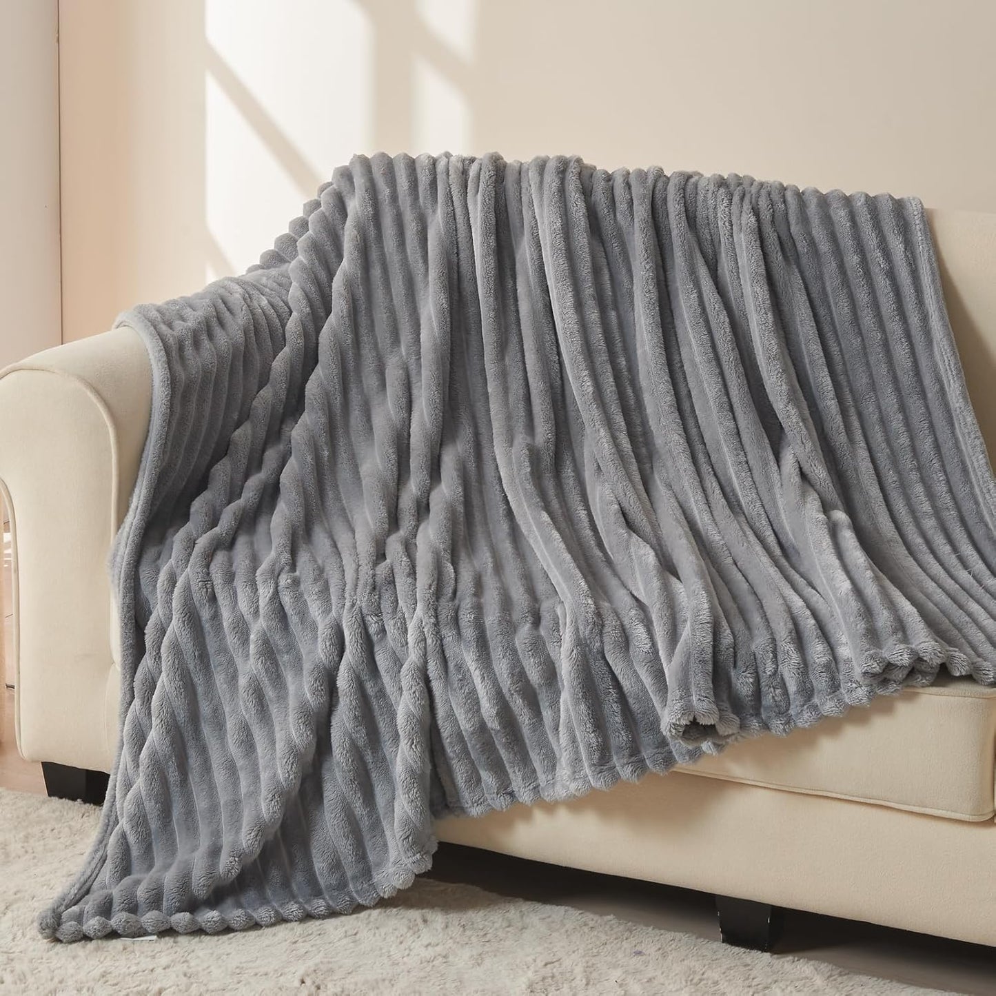 NEWCOSPLAY Super Soft Twin Blanket Light Grey Premium Silky Flannel Fleece 3D Ribbed Jacquard Lightweight Bed Blanket All Season Use (Light Grey Ribbed, Twin(60"x80"))