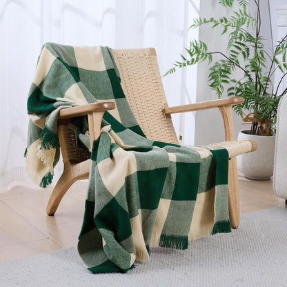 ZonLi Green Checkered Throw Blanket, 50" x 60" Christmas Decorative Blankets, Decorative Vintage Throws with Tassel for Couch, Bed, Sofa, Chair, Outdoor, Cozy Warm Lightweight Farmhouse Blankets