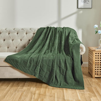 CozeCube Knit Throw Blanket,Christmas Green Checkered Bedroom Blanket for Couch,Soft Cozy Warm Knitted Blanket for Bed Sofa Living Room,Decorative Spring Fall Throw Blanket 50"X60",Christmas Green