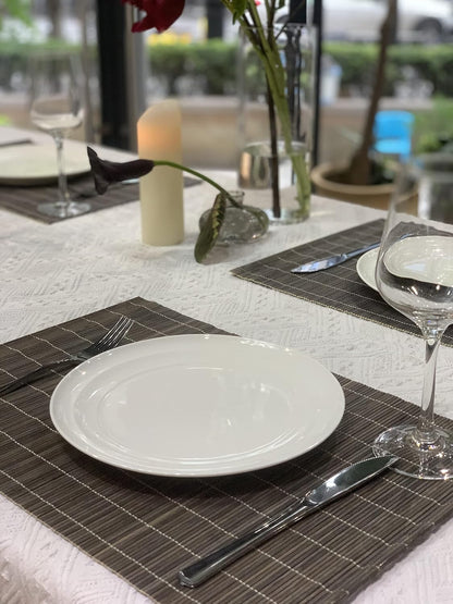 ANDSTAR Set of 8 Pcs Bamboo Placemats Natural Anti-Slip Bamboo Placemats Washable Heat-Resistant Table Mats for Dining Room and Kitchen（Light Brown）