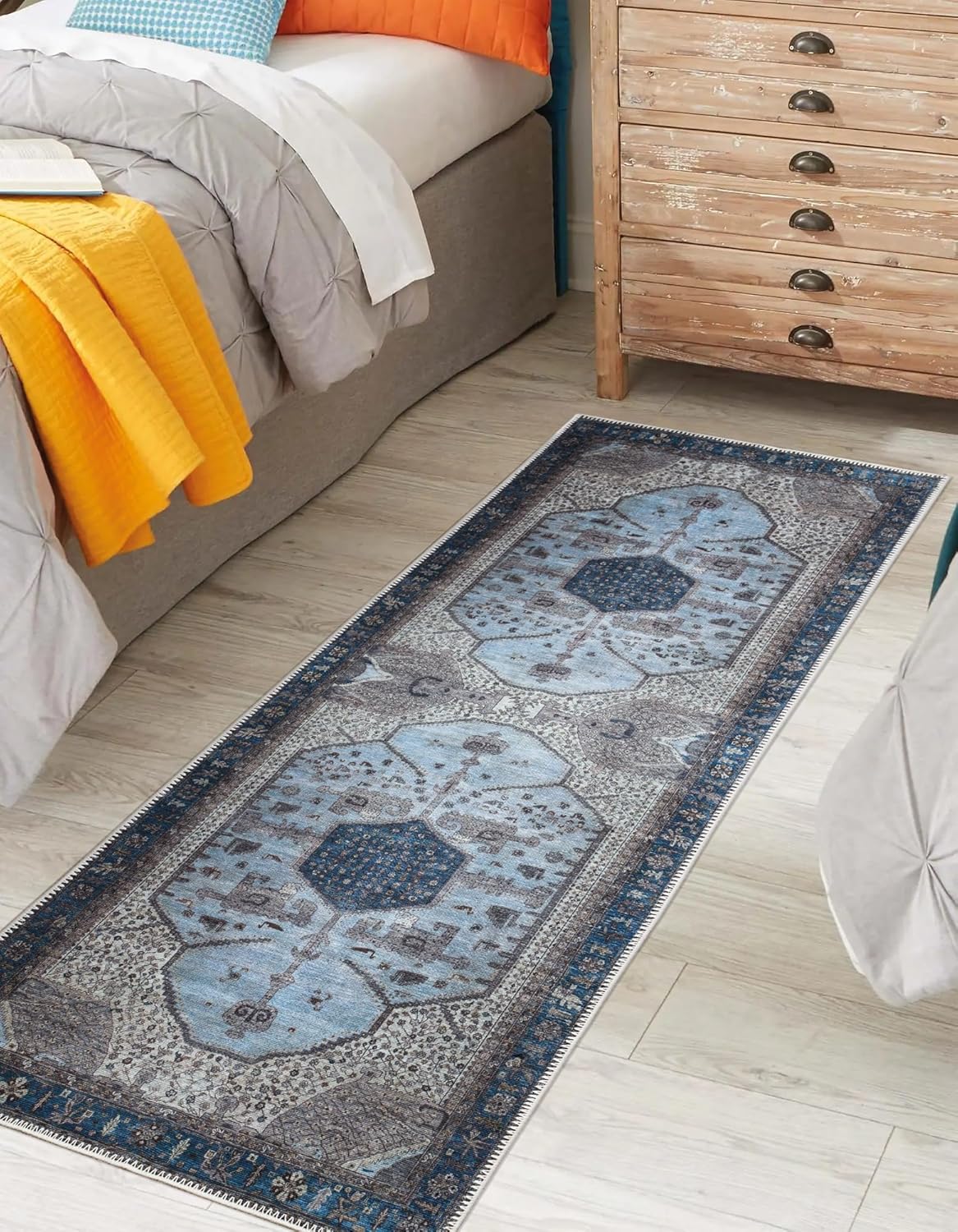 Keen Home Design 2x10 Rug - Machine Washable Runner Rug with Non-Slip Backing, Ideal for Hallway, Entryway, Kitchen, Laundry Room - Vintage, Easy Clean, Durable, Low Pile - (2'6" x 10')