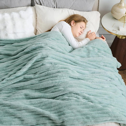 NEWCOSPLAY Super Soft King Blanket New Sage Green Premium Silky Flannel Fleece 3D Ribbed Jacquard Lightweight Bed Blanket All Season Use (New Sage Green Ribbed, King(90"x110"))