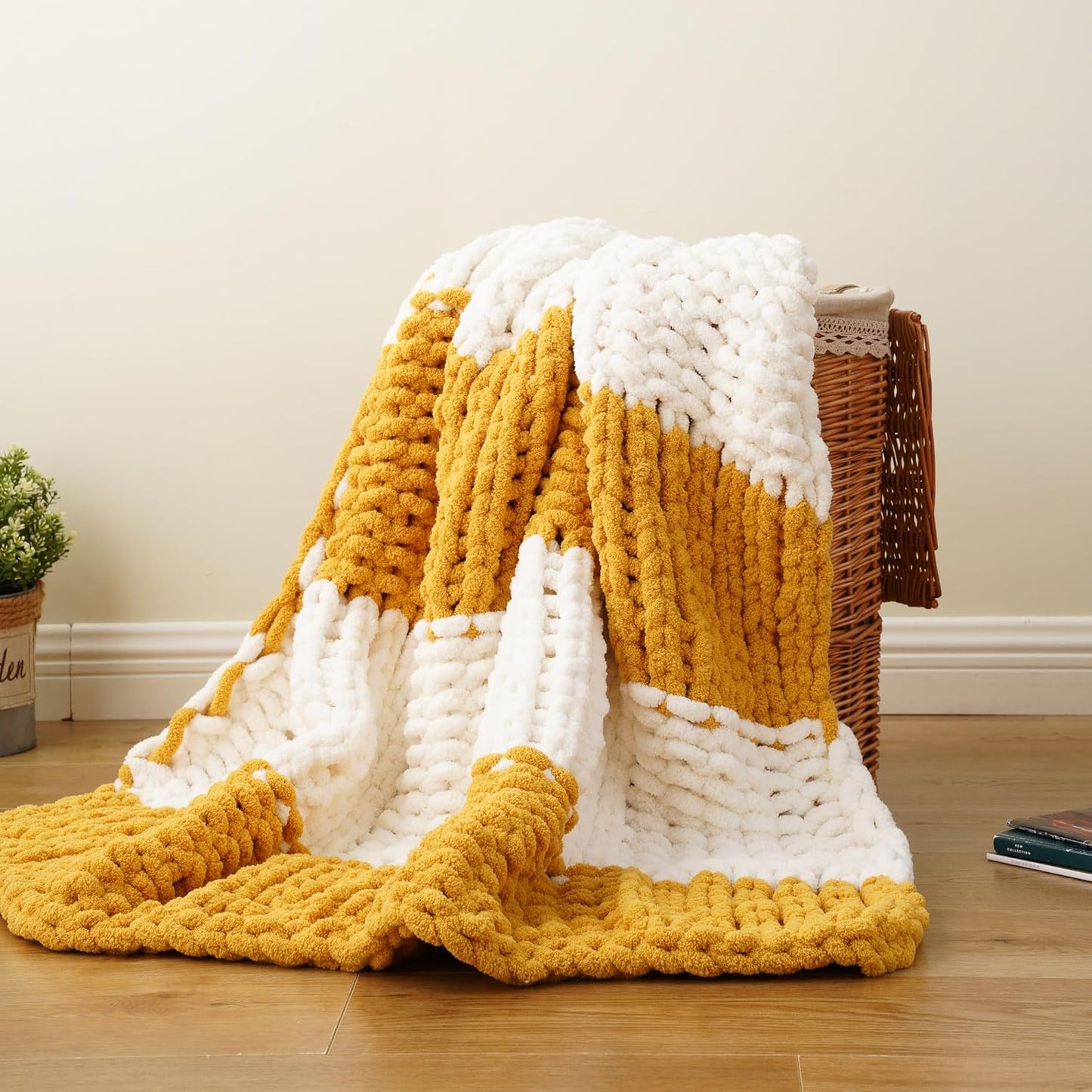 Battilo Chunky Knit Throw Blanket, Soft and Thick Chenille Throw Blanket, 50"x60" Handmade Cable Knit Crochet Blanket, Large Rope Knot Throw Blankets for Couch Sofa Bed Home Decor, Yellow & White