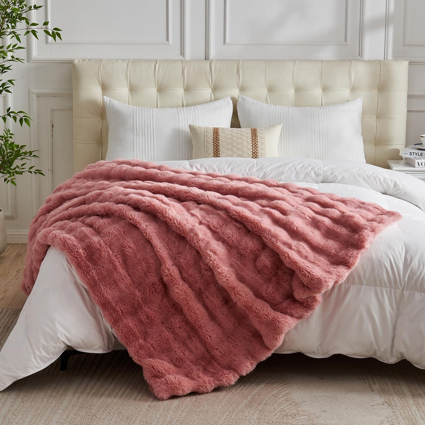 Lotus Karen Faux Fur Blanket Old Pink - Big Bubble Rabbit Fluff King Blankets for The Bed, Large Fluffy Fuzzy Cozy Blanket, Thick Furry Plush Shaggy Blankets, 108x90 Inches