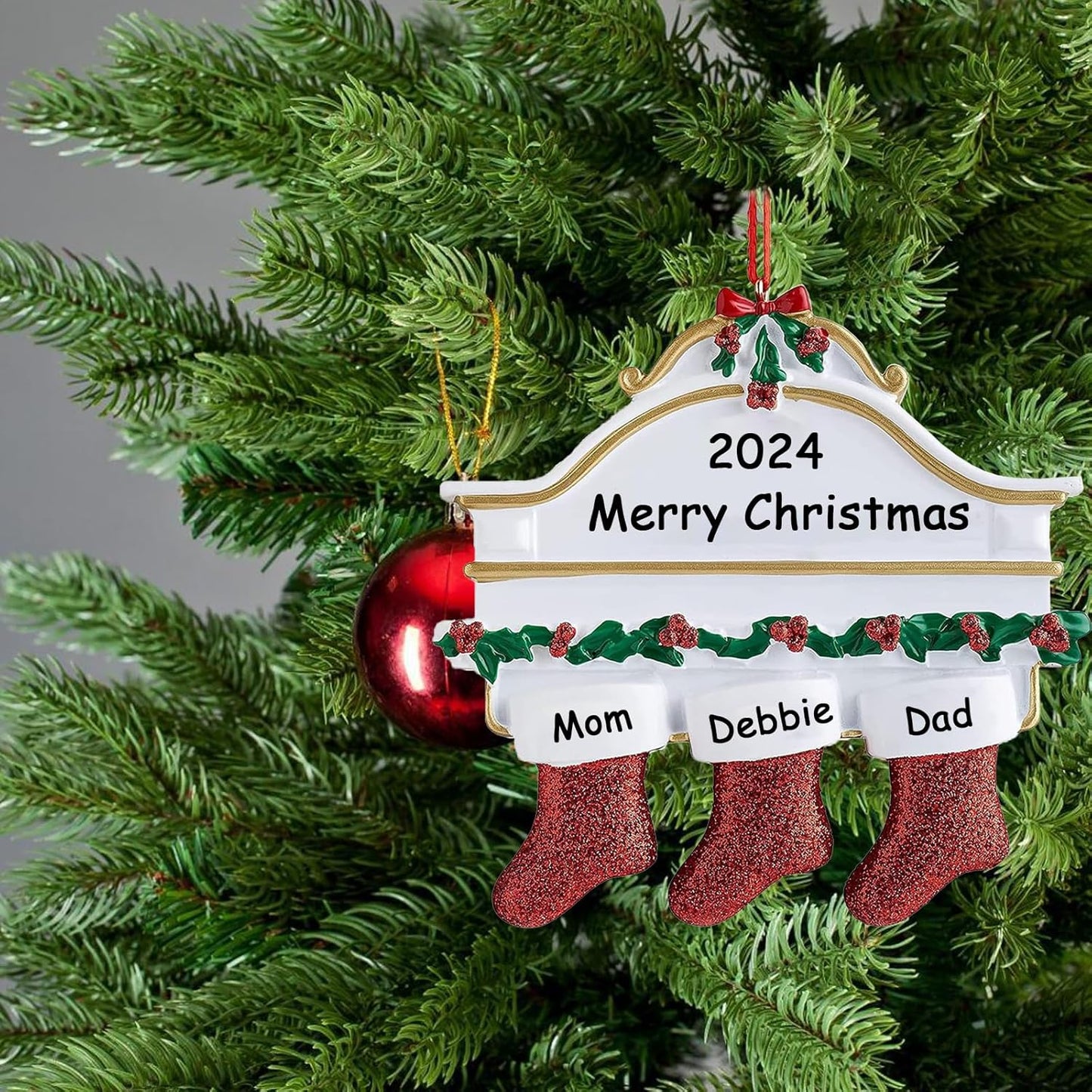 Personalized Christmas Ornaments 2025,Family of 2,3,4,5,6,7,8 Custom Stocking Christmas Ornament,Customized Name Ornament,Xmas Ornaments,Customized Xmas Tree Decorations Gifts