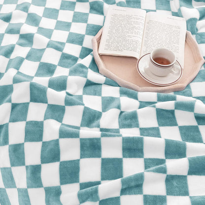 LOMAO Throw Blankets Flannel Blanket with Checkerboard Grid Pattern Soft Throw Blanket for Couch, Bed, Sofa Luxurious Warm and Cozy for All Seasons (Light Blue, 40"x50")