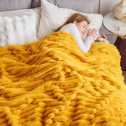 NEWCOSPLAY Faux Fur Twin Blanket Mustard Yellow 3D Ribbed Plush Thick Warm Blanket for Couch Sofa Bed 850GSM (Mustard Yellow Ribbed, Twin(60"x80"))