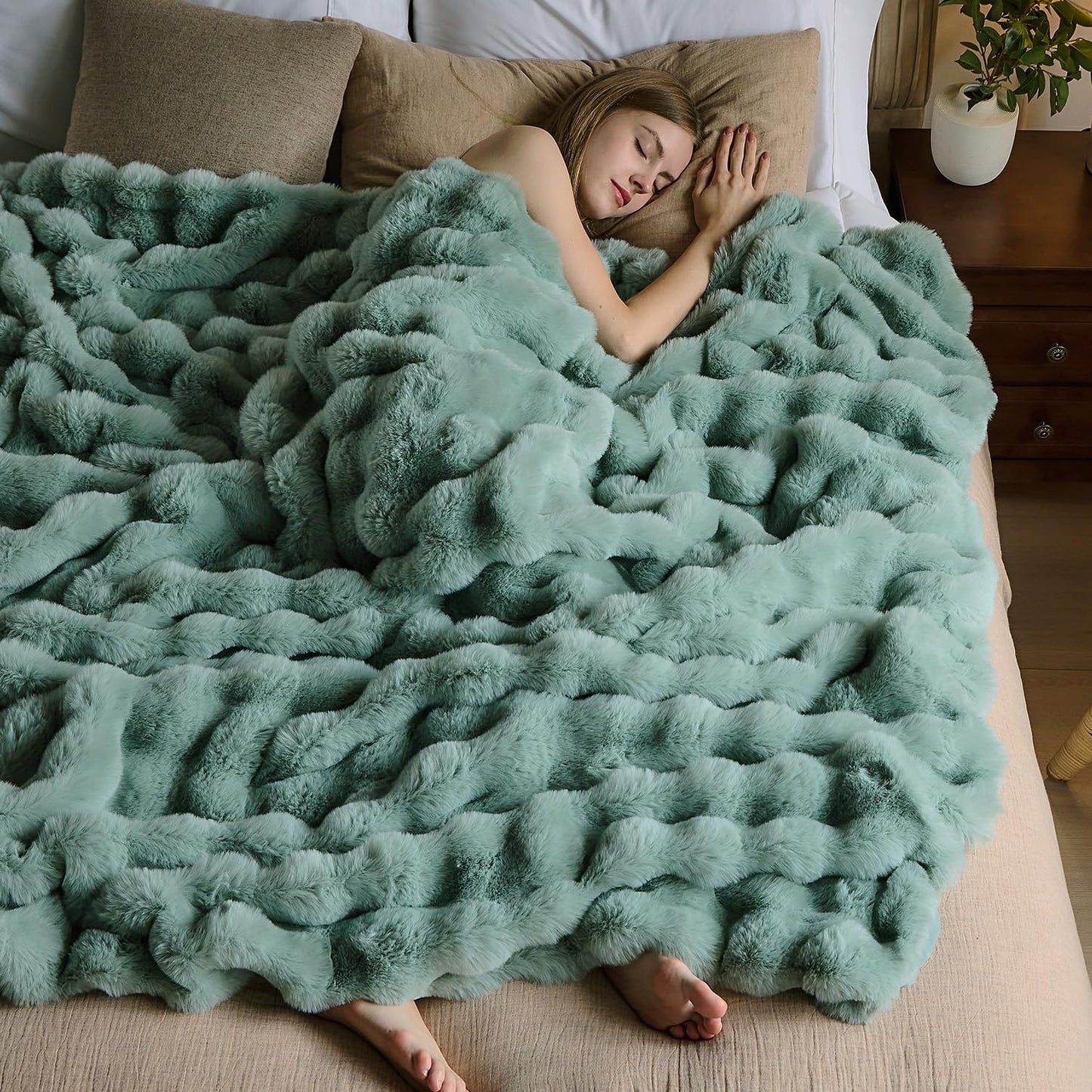 Lotus Karen Faux Fur Throw Blanket Sage Green - Big Bubble Rabbit Fluff Blanket for Couch Bed Sofa,Softest Fluffy Fuzzy Cozy Blanket,Plush Thick Furry Shaggy Warm Blankets for Women,108x90 Inches