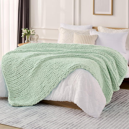 L'AGRATY Chunky Knit Blanket Throw: 60''x80'' Chenille Chunky Knitted Throw Blanket for Bed Couch - Handmade Thick Big Cable Knit Blanket - Large Crochet Rope Blanket for Home Decor(Milky Green)