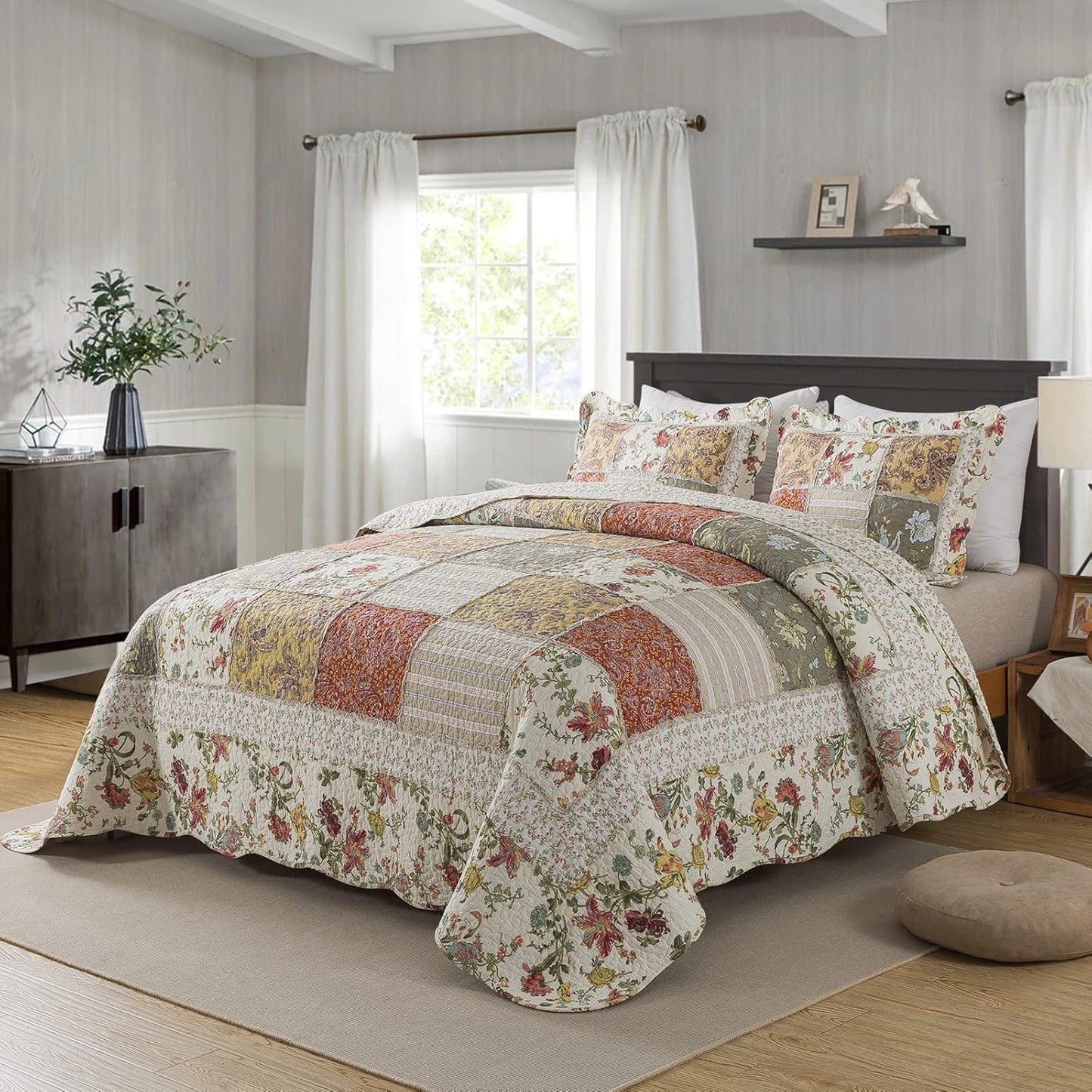 NEWLAKE Cotton Patchwork Bedspread, 3-Piece Bedding Quilt Set with Real Stitched Embroidery, Reversible Matelasse Bed Coverlet Set,Floral Paisley Grid with Lace,Queen Size